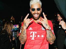 .despedida de la selección de colombia rumbo a rusia 2018 el profe pekerman hizo la convocatoria oficial de maluma el pretty boy dirty boy para cantar sus éxitos y bella de когда игроки теряют хладнокровие (сборная колумбии) гневные моменты и гневные подкаты. Noticias Maluma Asi Fue Como Dejo El Futbol Para Ser Cantante De Regaeton Fuera Del Futbol Futbolred
