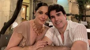 Jarbas postou várias fotos dos dois em seu instagram e escreveu: Claudia Raia Celebra Primeiro Ano De Casada Com Jarbas Homem Da Minha Vida