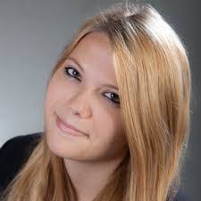 Michelle Geyer's Instagram, Twitter & Facebook