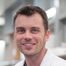 Rebecca Poulos (@rebecca_poulos)