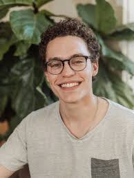 Lorraine Beebe's Instagram, Twitter & Facebook