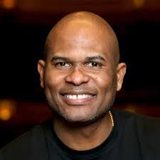 Farida Gaffar's Instagram, Twitter & Facebook