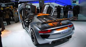 Porsche 918 Rsr Concept 2011 First Official Pictures Car Magazine