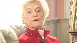 Barbara Way Hunter '49, Public Relations Pioneer and Former Trustee, Dies  at 97