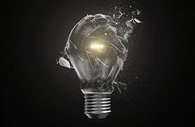 Cerca de las 20.00 horas usuarios en las redes sociales comenzaron a denunciar cortes de luz. 4k Isolated Lightbulb Shatter Light Bulb High Speed Photography Vintage Light Bulbs