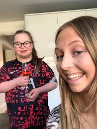 Lisa Allphin's Instagram, Twitter & Facebook