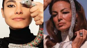 Mabel Cadenas Wears María Félix's Croc Necklace