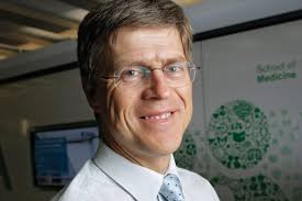 NHS England prescribing director says he 'no longer refers to pain clinics' 