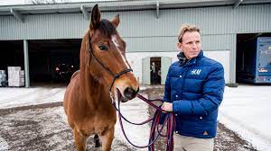 Lisen bratt fredricson berättar om läget för grevlunda just nu, medan carl hedin äntligen är hemma på svensk mark igen. Johan Croneman Jag Drommer Om Att Komma Riktigt Nara Peder Fredricsons All In Dn Se