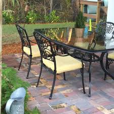 Craigslist Table Salvaged With A Few Cans Of Rustoleum Hammered Black Spray Paint Used The New Cans With Eas Fixer Upper House Outdoor Decor Black Spray Paint