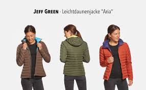 Die daunenjacke, mit kapuze, in größe 42, von jeff green, wurde nur wenig getragen und befinden sich somit noch in einem sehr guten zustand. Jeff Green Damen Leichte 800 Cuin Daunenjacke Aria Inklusive Transportbeutel Amazon De Bekleidung