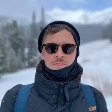 Jules Tompkins's Instagram, Twitter & Facebook