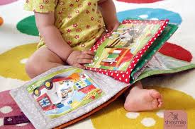 Bilderbuch Aus Stoff Nahanleitung Und Schnittmuster Shesmile Kinderbuch Nahen Schnittmuster Baby Bilderbuch