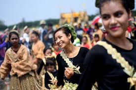 The tourism tax bill 2017 (bill), which was tabled for its first reading before the dewan rakyat (house of representatives) on 4 april 2017, was passed by the dewan rakyat on 5 april 2017. Malaysia To Impose Tourism Tax