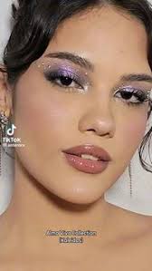 Iona Davis (ionadavis)