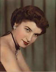 Jill Dodson's Instagram, Twitter & Facebook