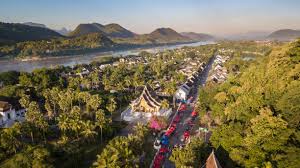 17,300+ Luang Prabang Stock Photos, Pictures & Royalty-Free ...