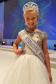 International Junior Miss Jr Princess 2017 Crowning Gown In 2020 Little Girl Pageant Dresses Junior Pageant Dresses Pageant Girls