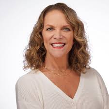 Presenting our 2024 Top 10 Sales Professionals at CBRE Columbus.  Congratulations to Shelby Gumpf Brown (10), Todd Greiner (9), Brandon Ellis  (8), Melissa Ruther (not shown) (7), Eric Belfrage (6)…