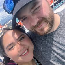 What kind of plant is the tall middle one?