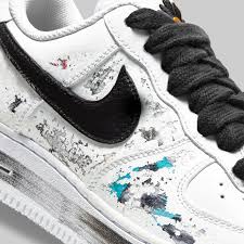 It shares much of its aesthetic and features with the. Peaceminusone Nike Air Force 1 Paranoise White Dd3223 100 Sneakernews Com