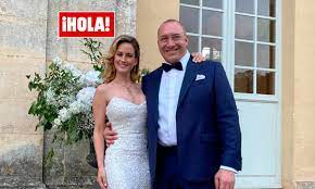 Altair jarabo y frederic garcía se casaron en una boda religiosa en el castillo château de vallery en francia junto a sus familiares y . Kjs97v1dbimhhm