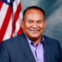 Salvador Tinajero's Instagram, Twitter & Facebook