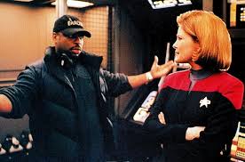 14 hours ago · levar burton is the latest in a long string of guest hosts who have stood behind the jeopardy! Pin On Trekkie