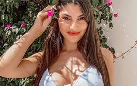 Maybe you would like to learn more about one of these? Yeliz Koc Ich Bin Schwanger Wird Johannes Haller Trotz Trennung