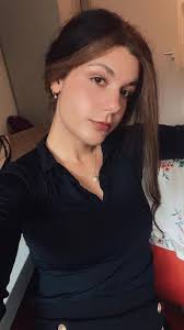 Hello, I'm Emil from Azerbaijan. I just moved to the Netherlands. My  boyfriend and I are looking for a studio and a room to rent in Arnhem. Can  anyone help me?