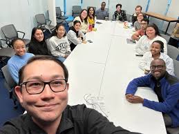 David S. Roberts (@DSRoberts007)