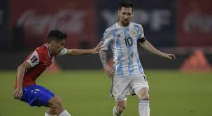 El conjunto nacional, dirigido por lionel scaloni y con lionel messi como capitán, se enfrentará a chile, por la séptima fecha de las eliminatorias, este jueves a las 21, en el estadio madre de ciudades de santiago del estero. Tsrbxd3zxkdu4m