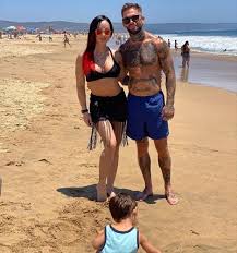 868 просмотров 4 года назад. Cody Garbrandt Ig Post Family Time Mma Photo