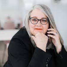 Tabitha Street's Instagram, Twitter & Facebook