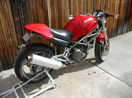 Ducati Monster 750 Image 7