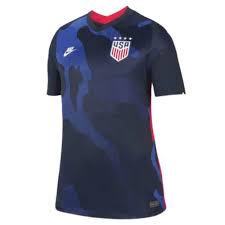 A primeira partida internacional de seleções de futebol feminino ocorreu em 1972, casualmente 100 anos depois do primeiro encontro masculino, onde a inglaterra venceu a escócia por 3 a 2. Estados Unidos Camisa Feminina 2021 Uniforme Reserva