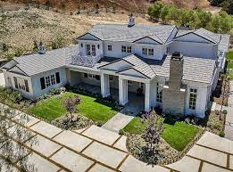 She now lives in very close proximity to her sister, kourtney, where i'm. Kim And Kanye S Ridiculous Real Estate And Other Elaborate Kardashian Homes
