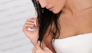 If you are only putting water in your hair once the water dries, there really isn't any moisture in your hair. The Right Way To Sleep With Wet Hair