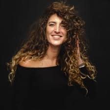 This would be ideal in the search for the perfect curly hair routine. Kelly Convey Kelly Convey Twitter