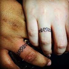 #dövmeci emine locca tattoo & piercing studio da (:. Wedding Ring Couples Tattoo Yuzuk Parmagi Cift Dovmesi Modelleri Husband Tattoo Wedding Band Tattoo Couple Tattoos