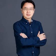 刚开学瓜事不断，音乐老师课堂勾引男生，这校园还会好起来吗？_苟主任_视频_富人