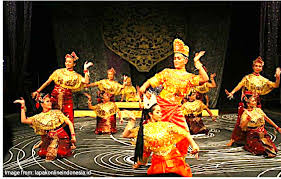 Malaysia's cultural mosaic is marked by many different cultures, but several in although each of these cultures has vigorously maintained its traditions and community the first chinese to settle in the straits, primarily in and around malacca, gradually adopted elements of malaysian culture and. Malay Cultures Before Islam Kata Malaysia