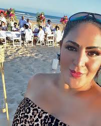 Beach Picnics Give SPI New Experience