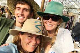 HOMESPUN Handmade Craft Show Returns Home for the Holidays