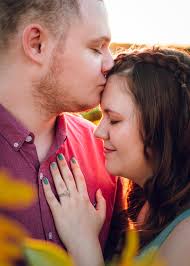 Couple's sneak peek at a beautiful location