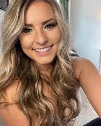 Kirsten Krull's Instagram, Twitter & Facebook