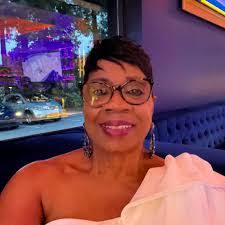 Cheryl Calhoun's Instagram, Twitter & Facebook