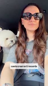 Ella no se juzga., No intenta hacerlo “mejor”., Solo vive., Y al verla,  recuerdas cómo era sentirte así antes de las exigencias, antes de la voz  que te pide ser más., 🕊️ Esa inocencia sigue viva en ...