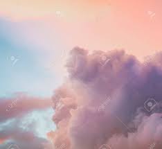 Flying over the clouds looks amazing Schoner Hintergrund Des Bewolkten Himmels Lizenzfreie Fotos Bilder Und Stock Fotografie Image 33425222