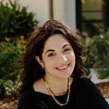 Heather Peebles's Instagram, Twitter & Facebook